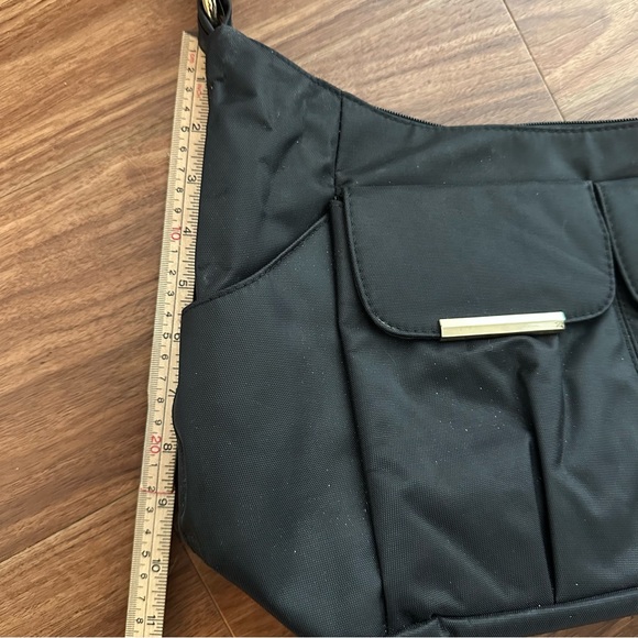 Travelon Large Roomy Black Shoulder Bag with Adjustable Strap Locking Zippers - Picture 9 of 9